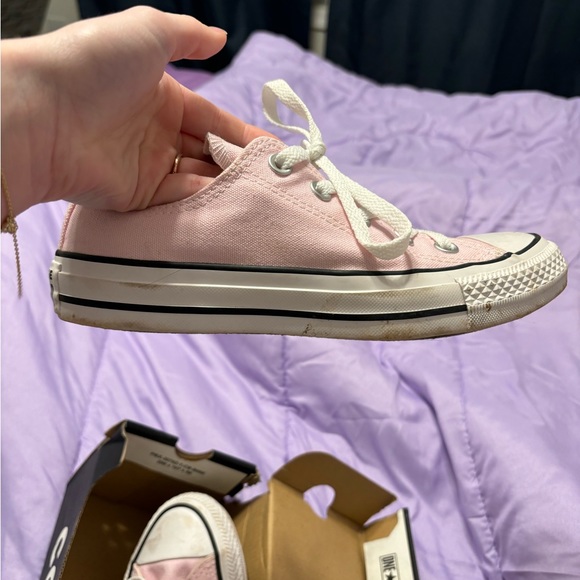 pink converse with original box - Picture 3 of 6